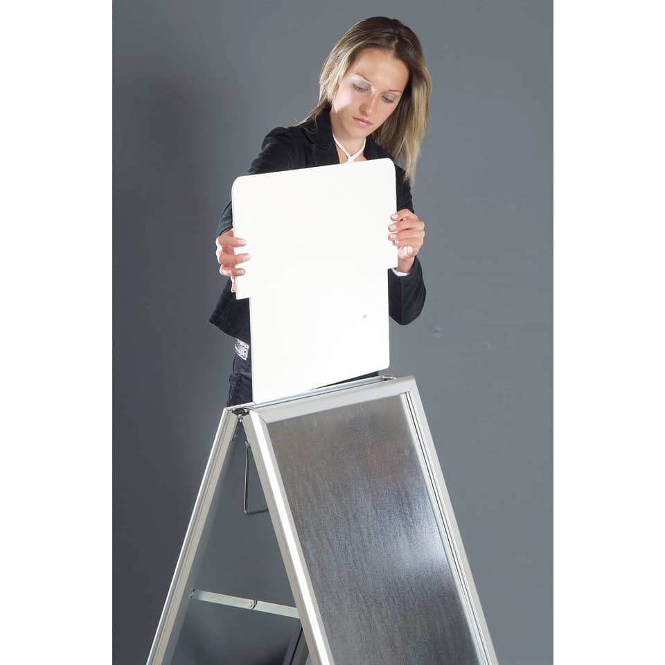 Tafel, Klemmtafel, Präsentationsboard, Bauplatte, Metallrahmen