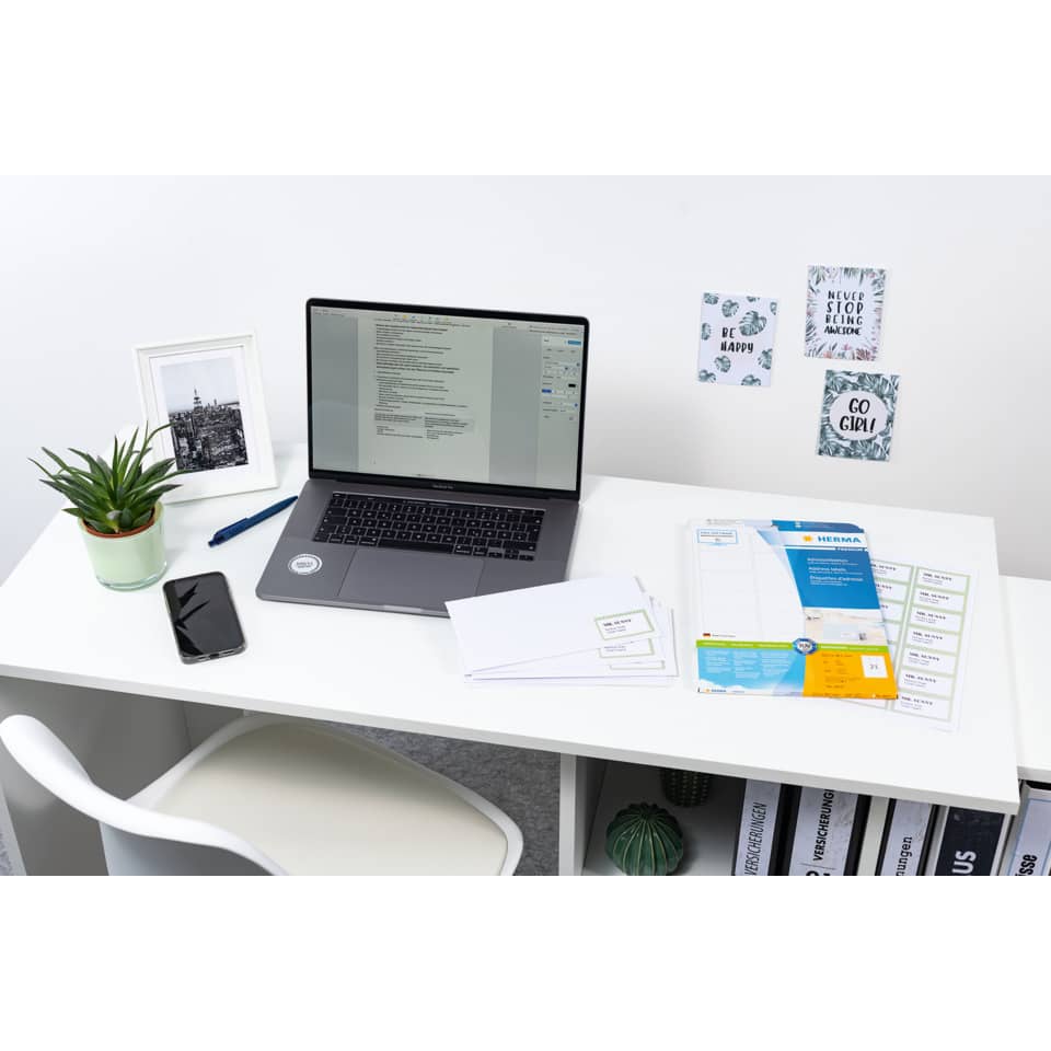 Laptop, Arbeitsplatz, Schreibtisch, Pflanze, Dokumente