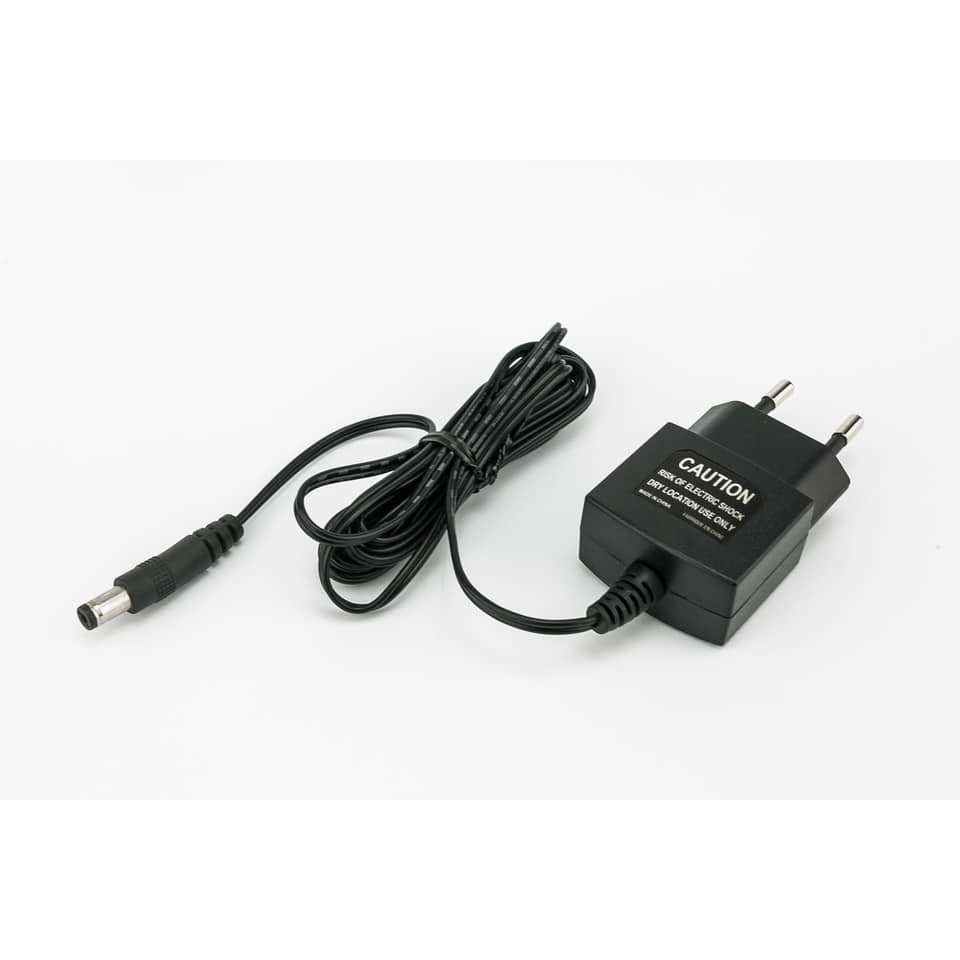 Netzadapter, DC-Adapter, Kabel, Kabelsalat, Stromversorgung