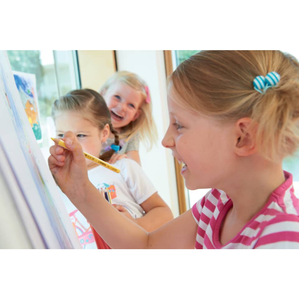 Kinder, Malerei, Pinsel, Buntstifte, Künstlerisches Spiel