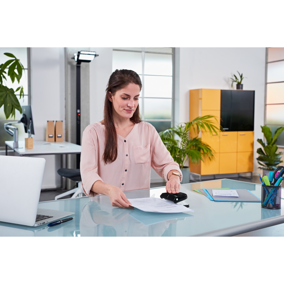 Schreibtisch, Arbeitsplatz, Büro, Papier, Kartenlesegerät
