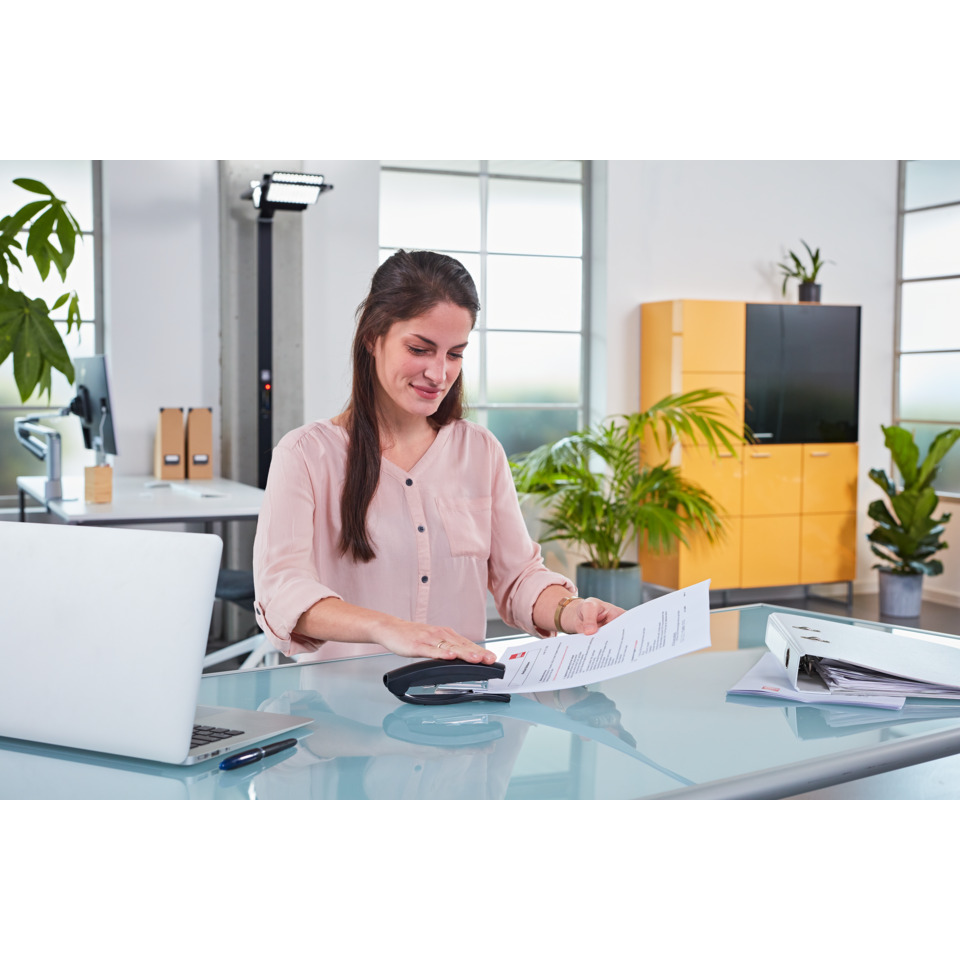 office, frau, schreibtisch, dokumente, telefon