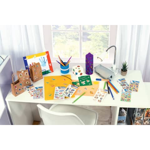 Moebel, Tabelle, Schreibtisch, Stuhl, Stift