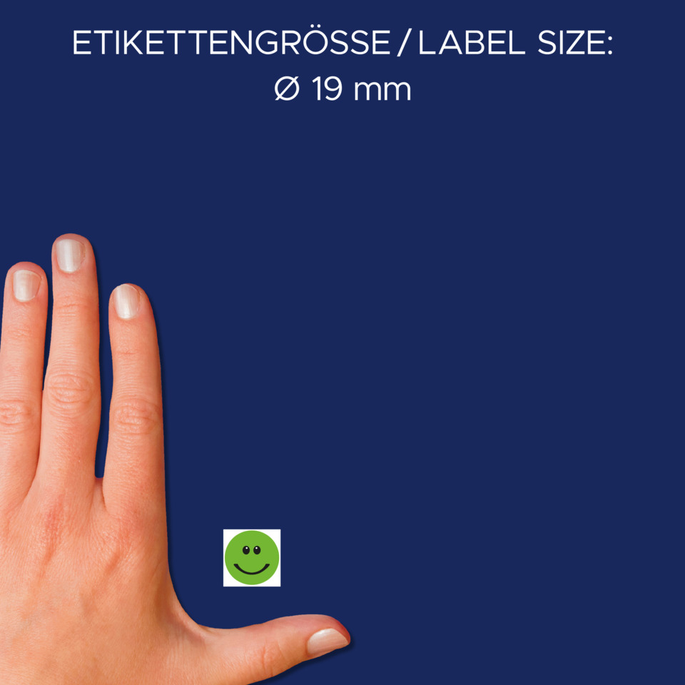 hand, nagel, fingernagel, grüner aufkleber, lächeln