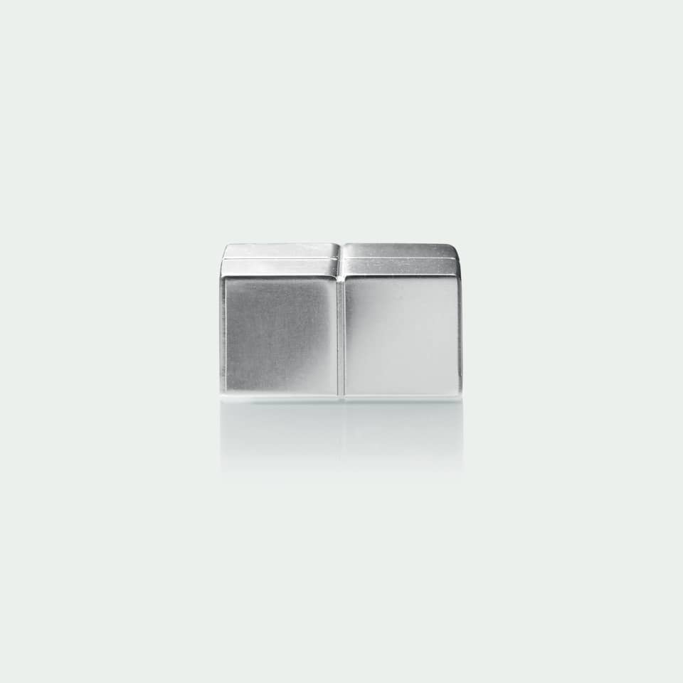 würfel, würfelform, metall, silbern, minimalistisch