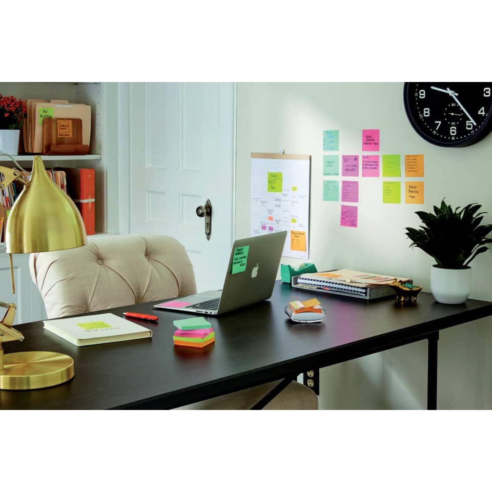 home office, desk, laptop, post-it, plants