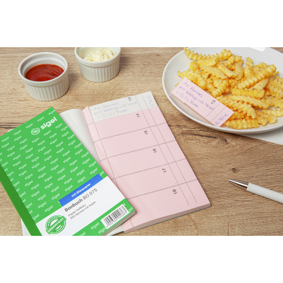 Notizbuch, Planer, Kugelschreiber, Pommes, Ketchup, Mayonnaise