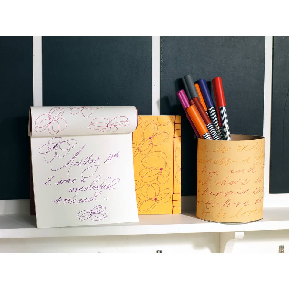 notebook, stationery, pencil holder, pens, flowers pattern