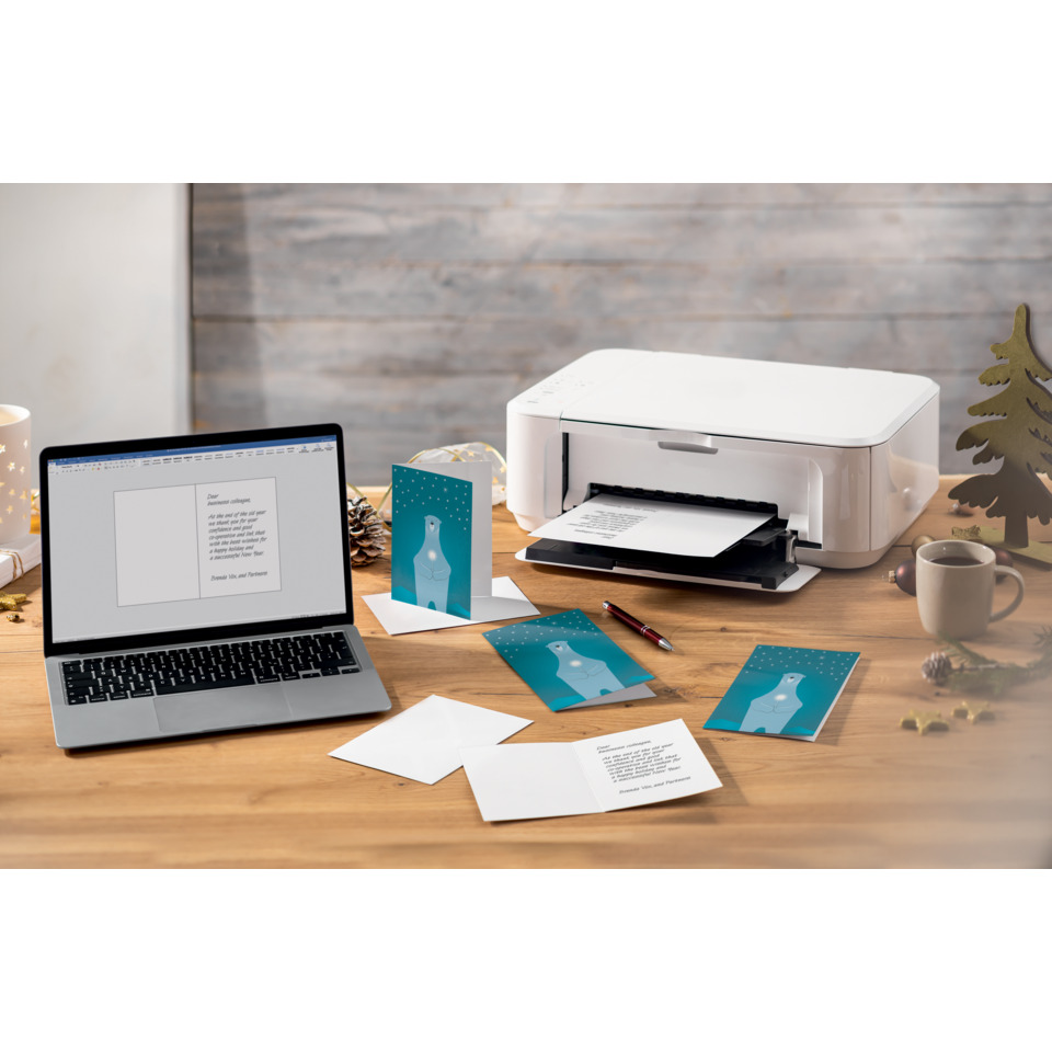 drucker, drucker mit folie, laptop, karten, schreibtisch setup