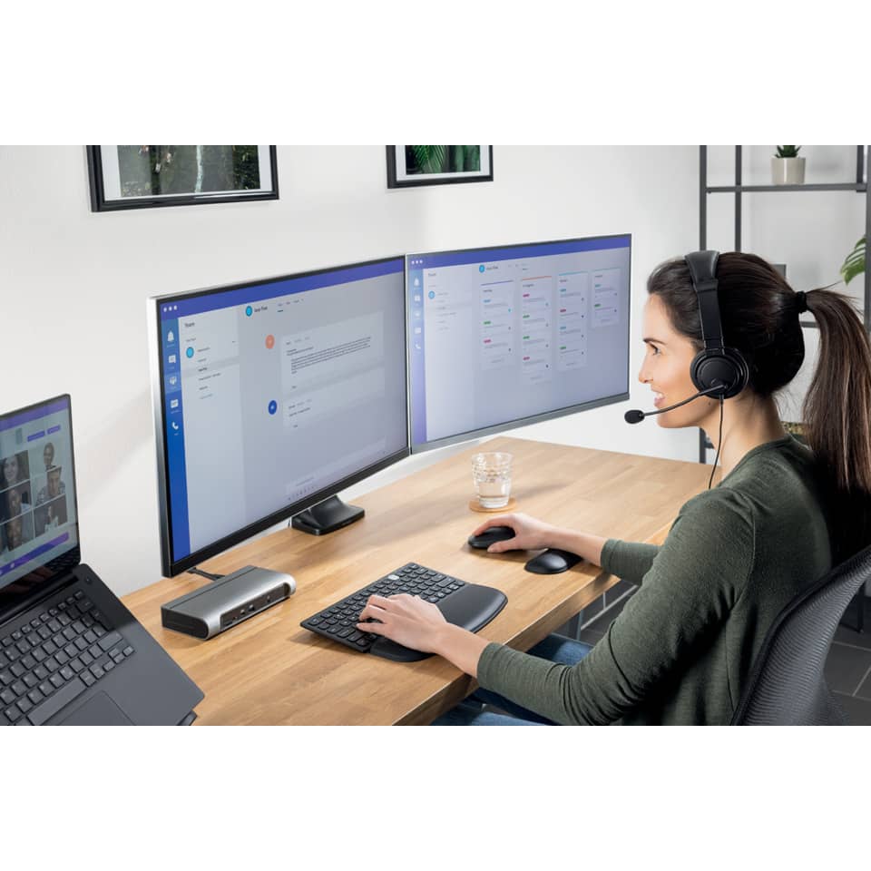 office, multi-monitor, dual-monitor, headset, ergonomische