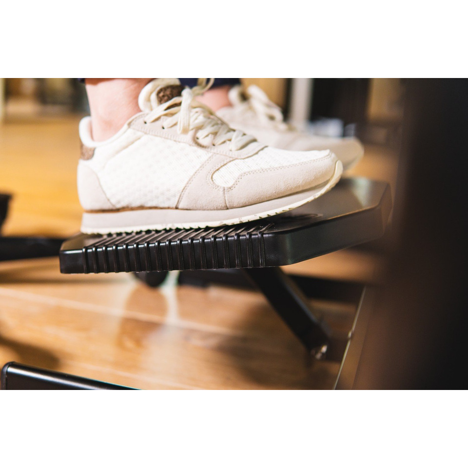 Schuhwerk, Schuh, Sneaker, Drinnen, Innenarchitektur