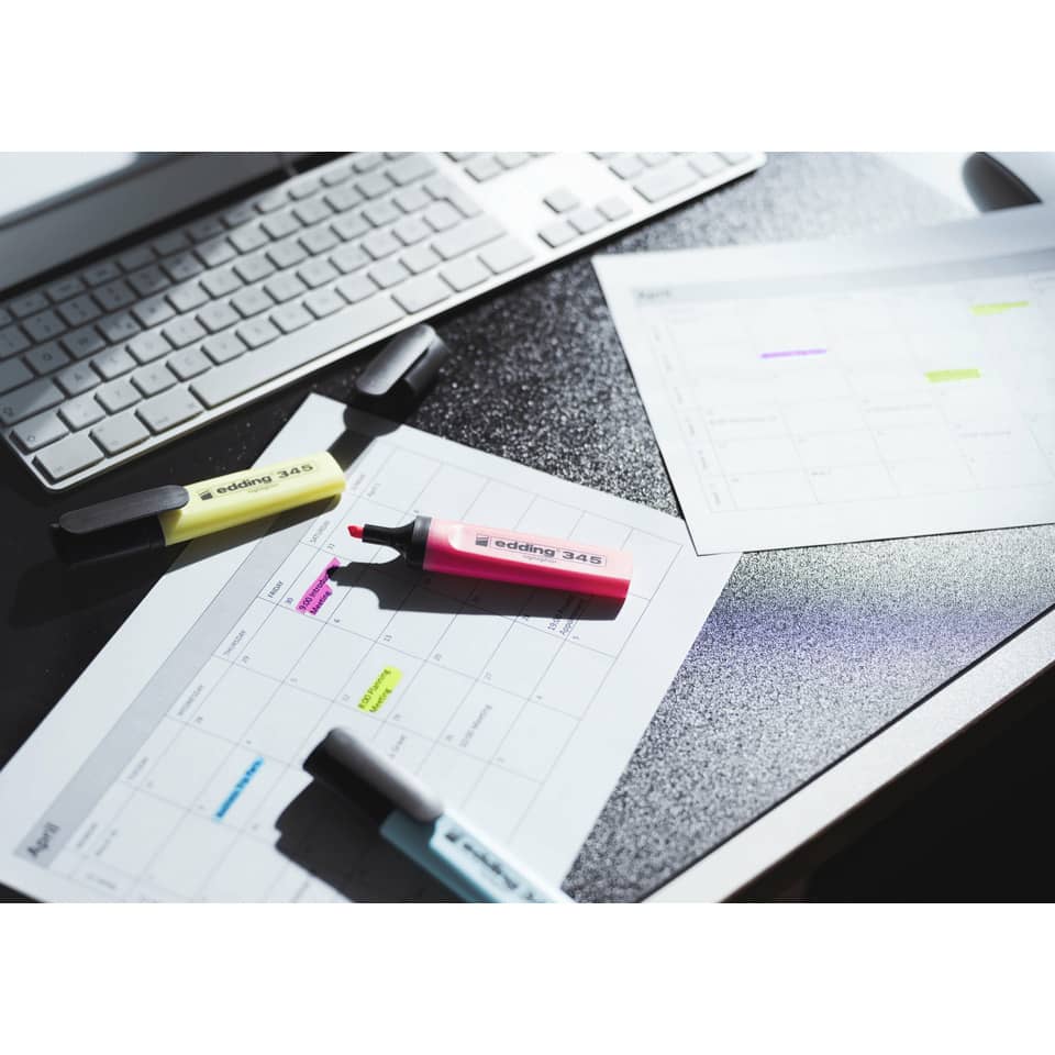 Marker, Highlighter, Kalender, Dokumente, Schreibtisch