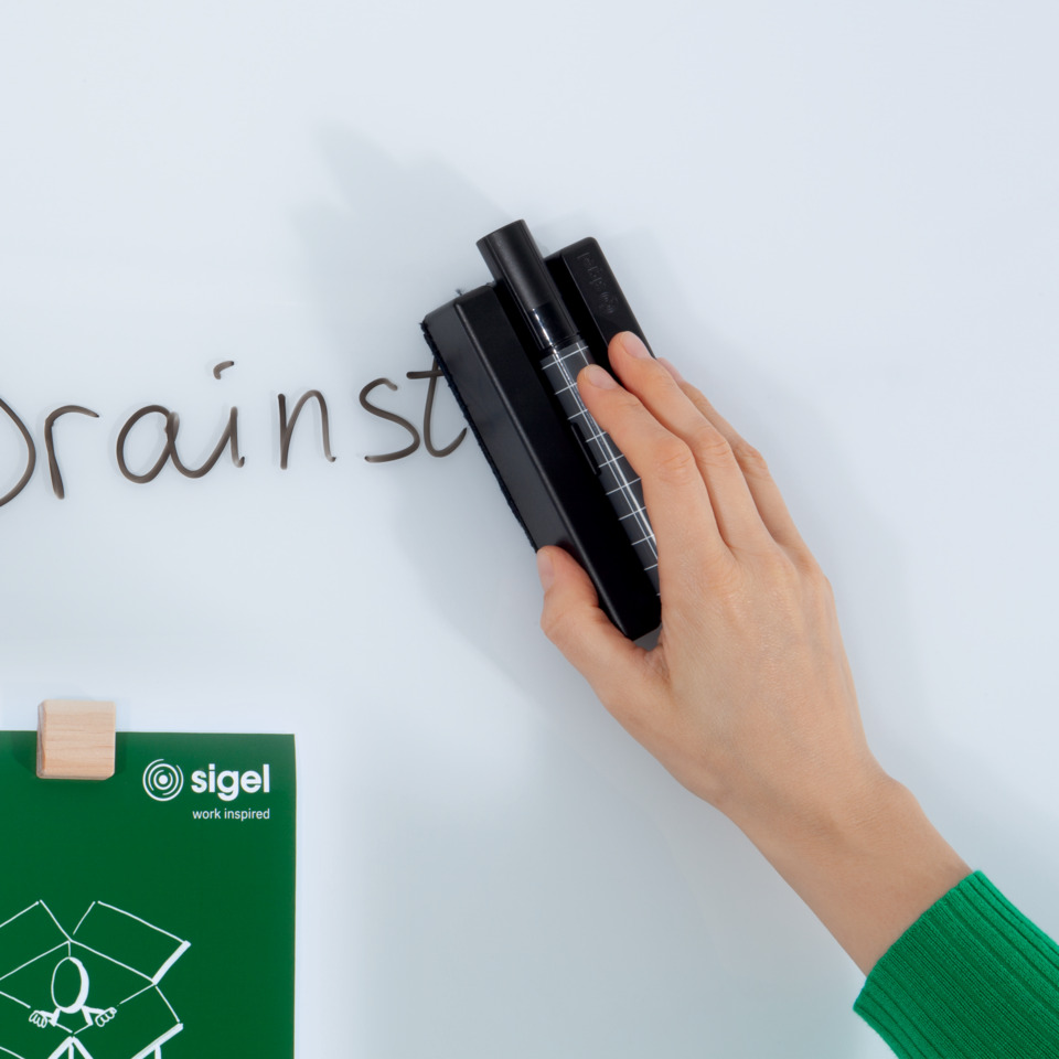Marker, Whiteboard, Hand, Klemmstift, Grüne Tafel