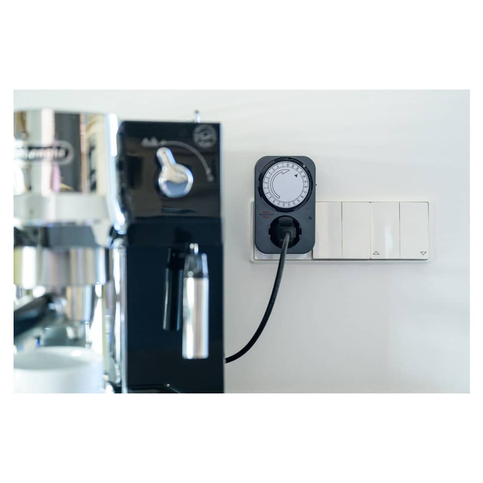 Kaffeemaschine, Druckschalter, Netzstecker, Steckdosenleiste, Kabelanschluss