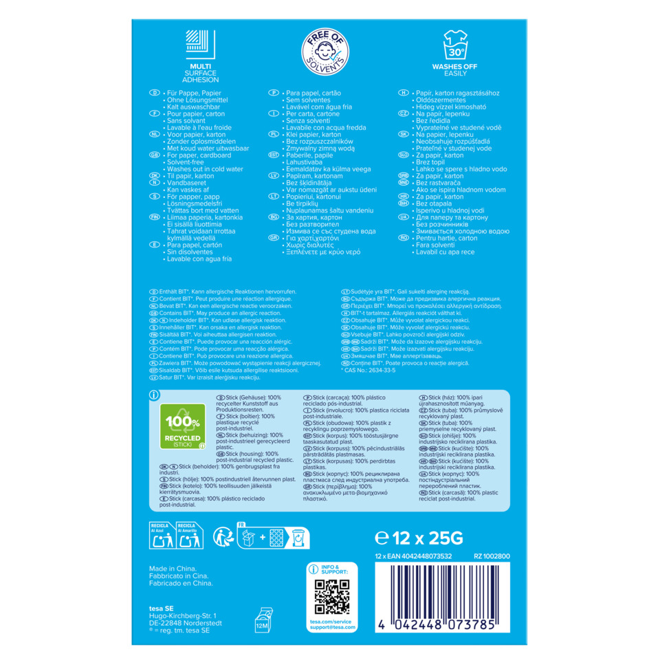 recycelt, Stäbchen, Karton, Mehrfachpack, blauer Hintergrund