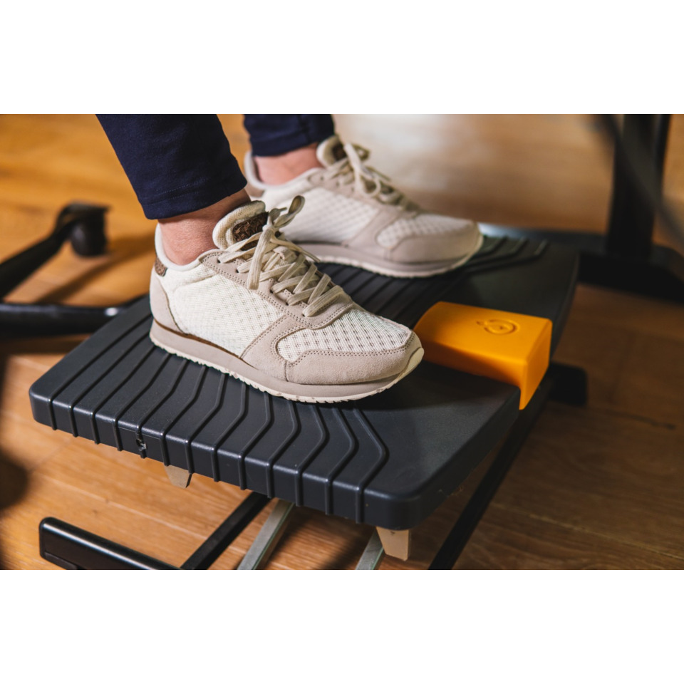 Schuhwerk, Schuh, Sneaker, Drinnen, Innenarchitektur