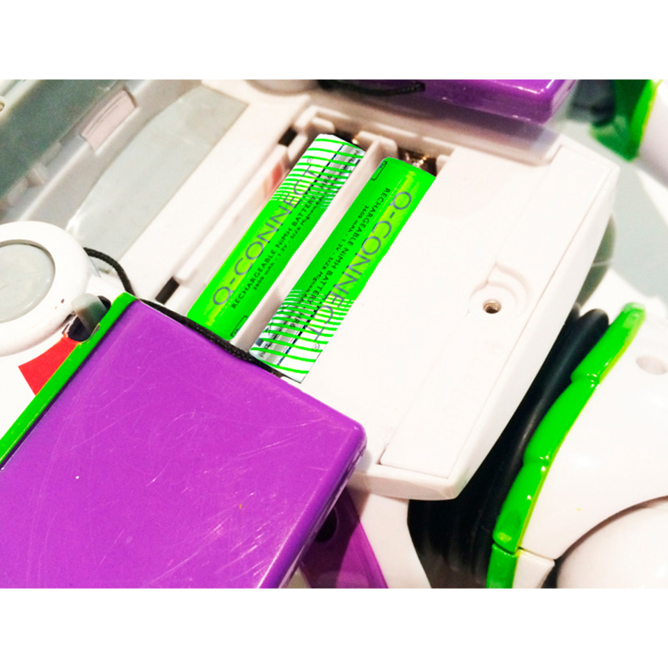 Batterie, Wiederaufladbar, Grüne Beschriftung, Kunststoff, Spielzeugzubehör