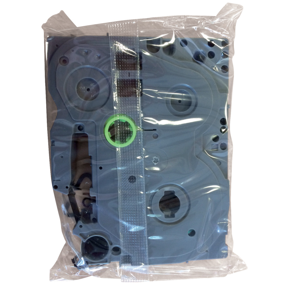 elektrische platine, schaltung, metallplatte, grüner ring, verpackung