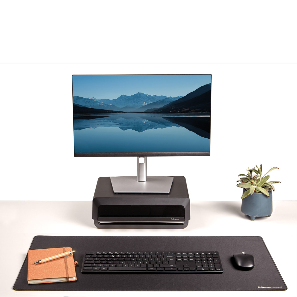monitor, all-in-one, keyboard, maus, schreibtisch-setup