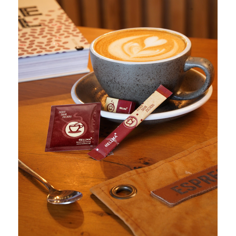 Kaffee, Kaffee Latte, Kaffeebecher, Zuckerpackung, Espresso-Löffel