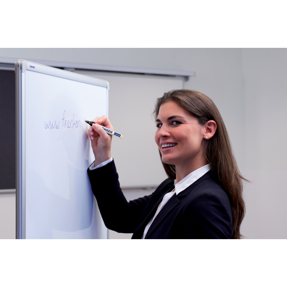 Lehrerin, Whiteboard, Marker, Büro, Kleidung: Anzug