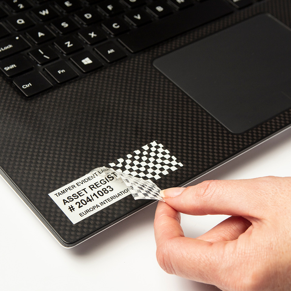Laptop, Carbon_fiber, Sticker, Asset_registr, Label